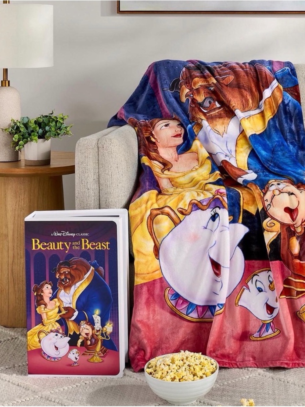 Beauty and the Beast Plush Throw Blanket - Multicolor
